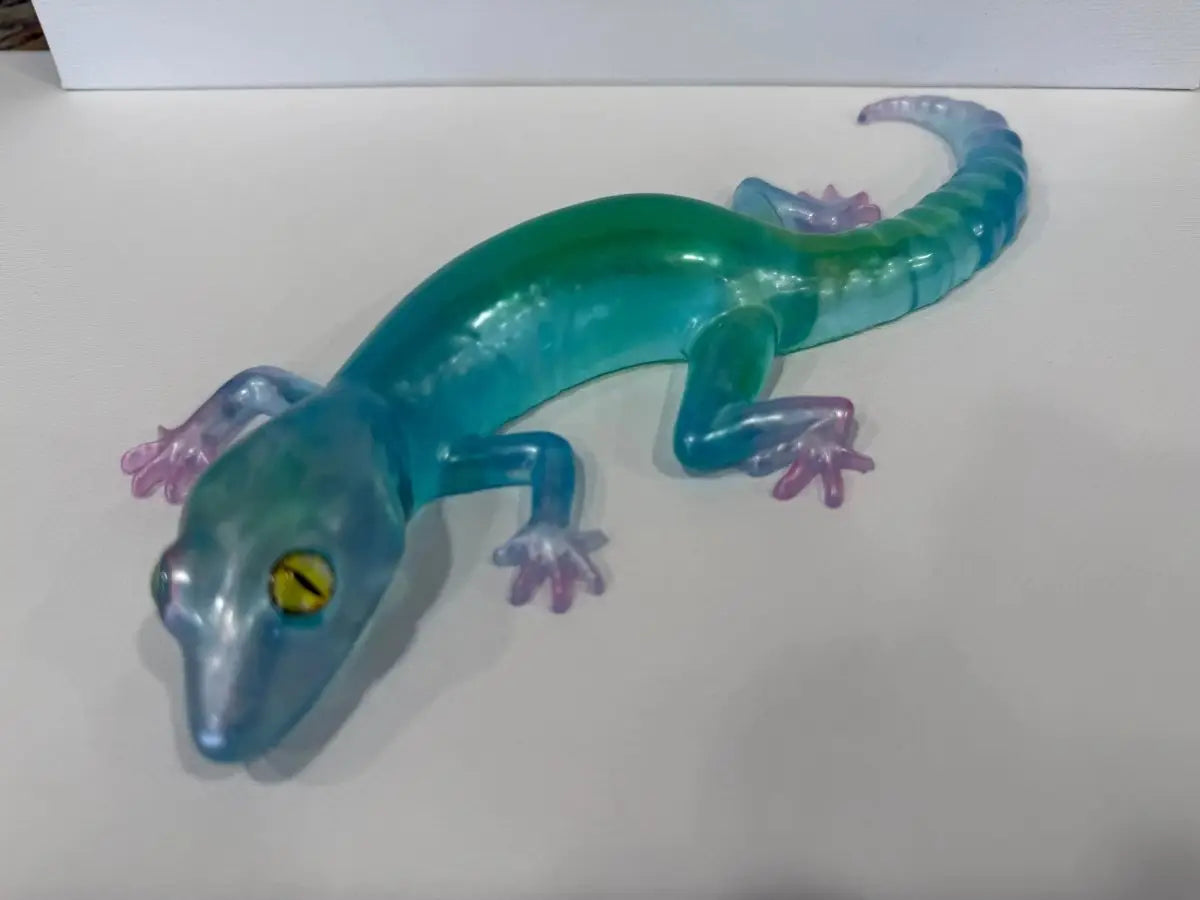 9-Inch Resin Gecko - Rider Enchanted Studio