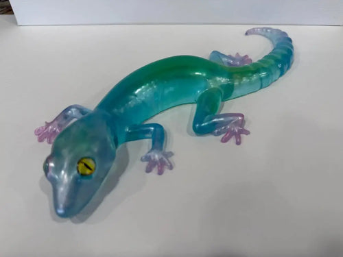 9-Inch Resin Gecko - Rider Enchanted Studio