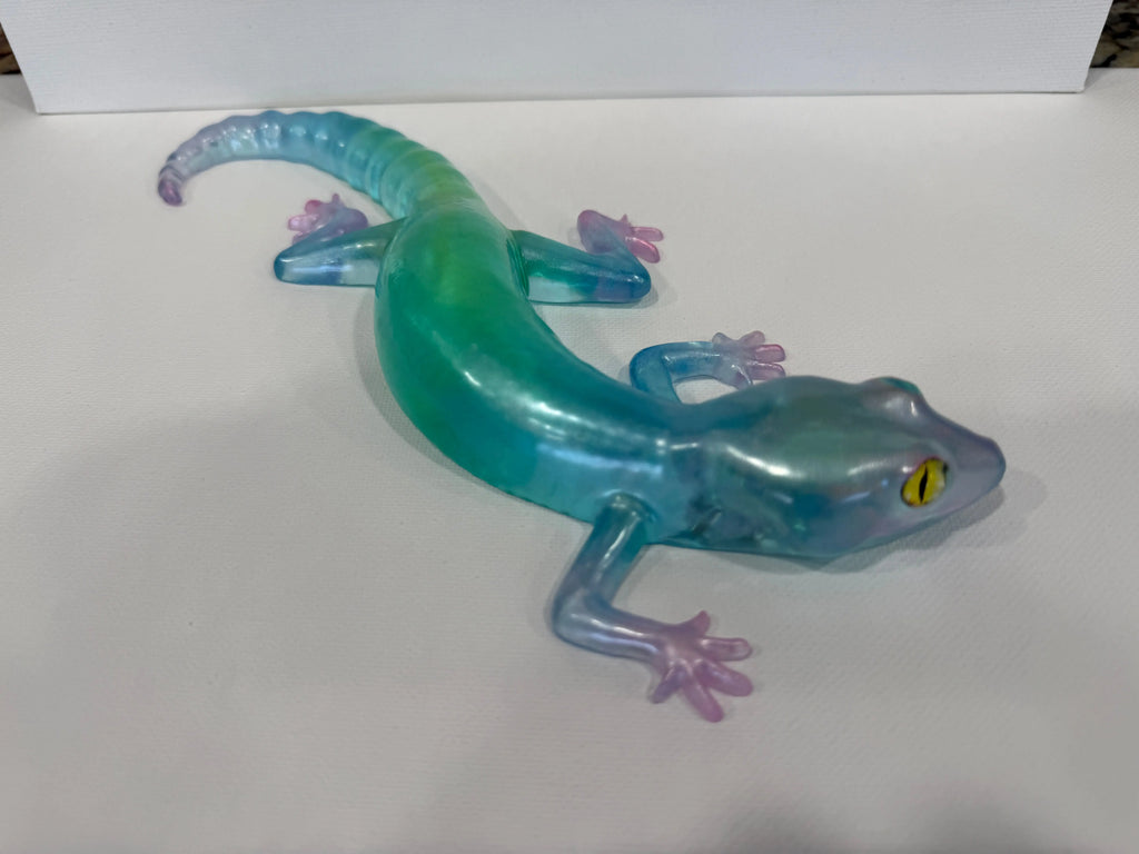 9-Inch Resin Gecko - Rider Enchanted Studio
