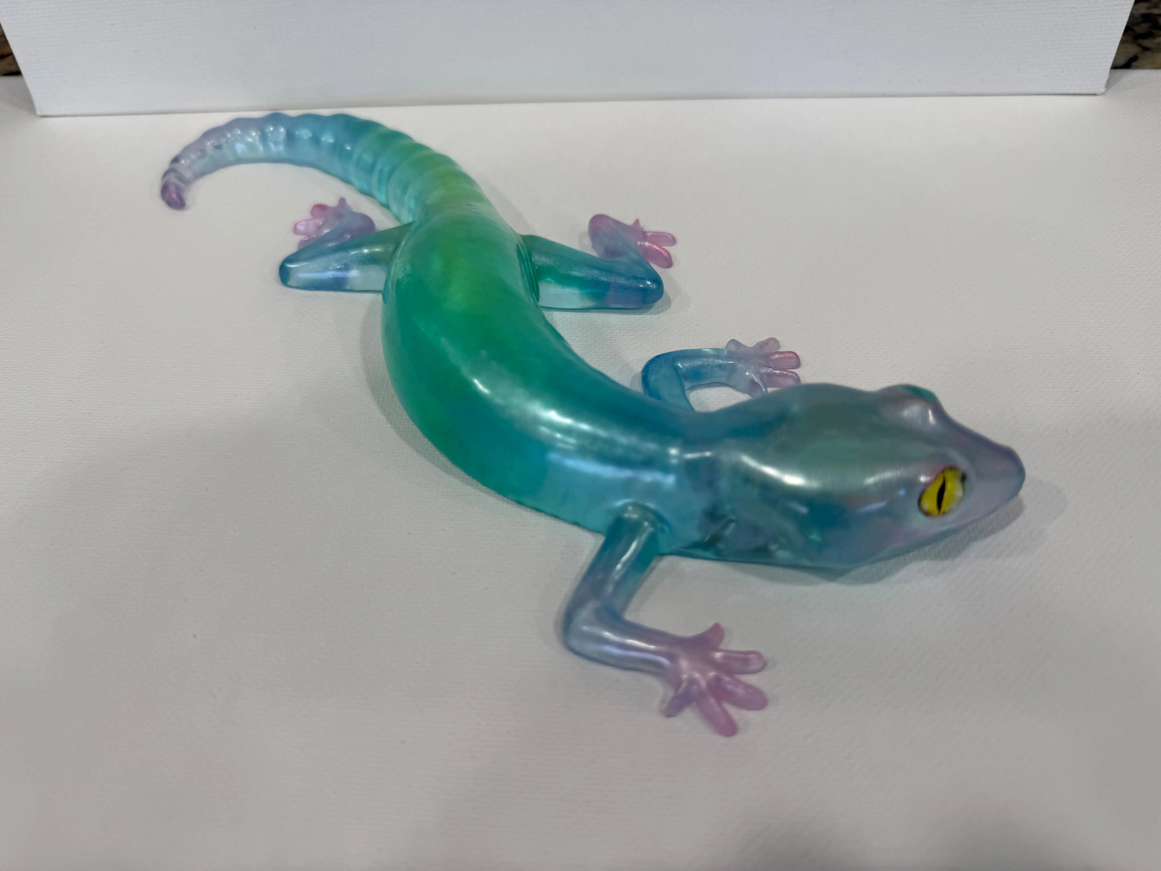 9-Inch Resin Gecko - Rider Enchanted Studio