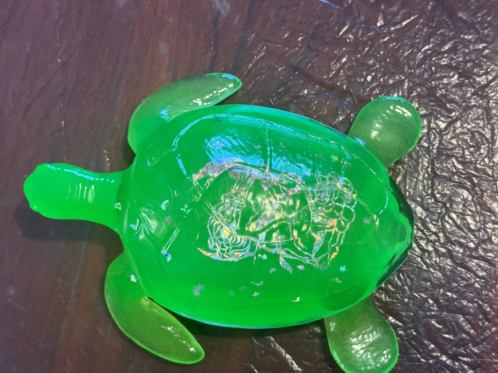 Resin Turtle – Ocean-Inspired Décor (Glow in the Dark) Rider Enchanted Studio