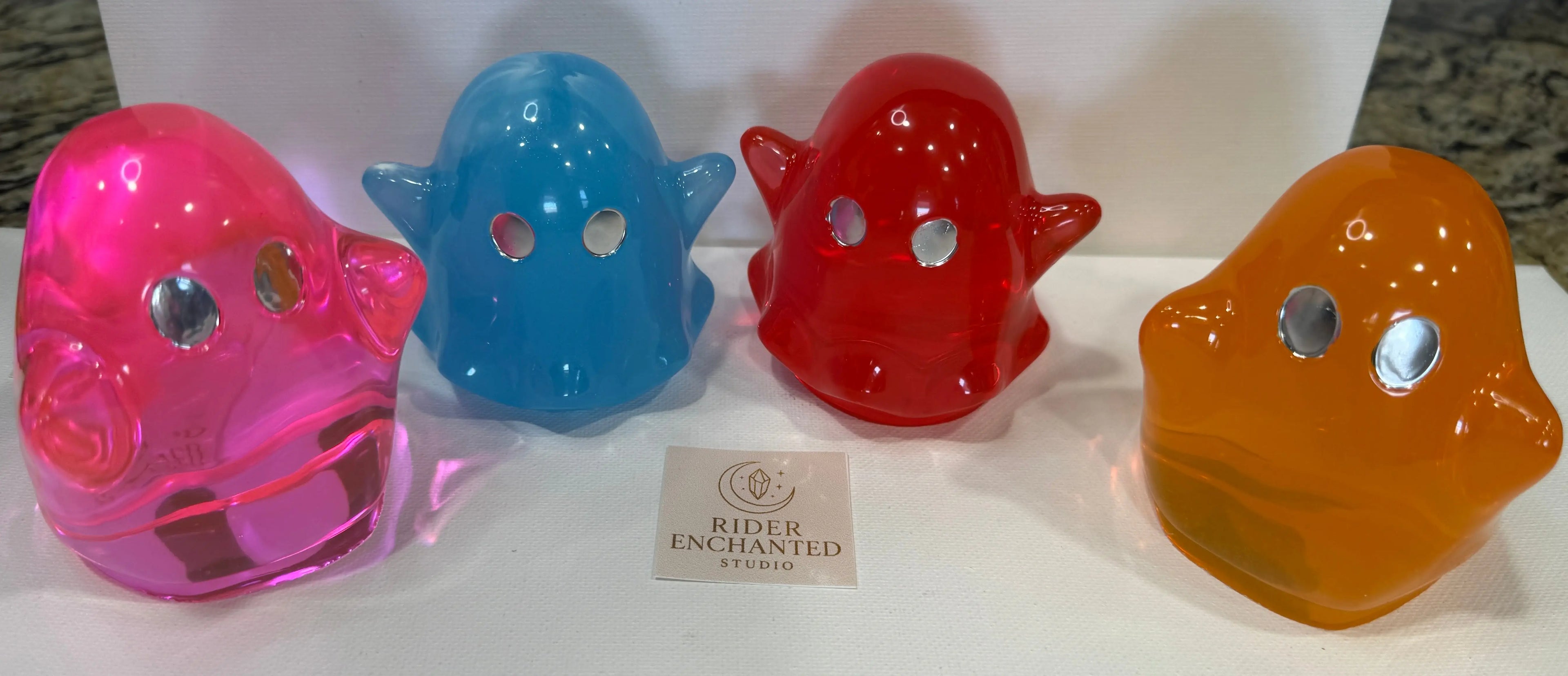 Retro Childhood Resin Art – Handcrafted Nostalgic Piece Rider Enchanted Studio