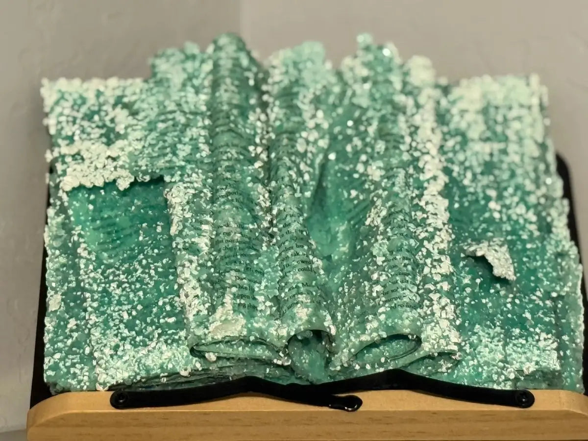 Crystal Book – Elegant Décor for Any Space Rider Enchanted Studio